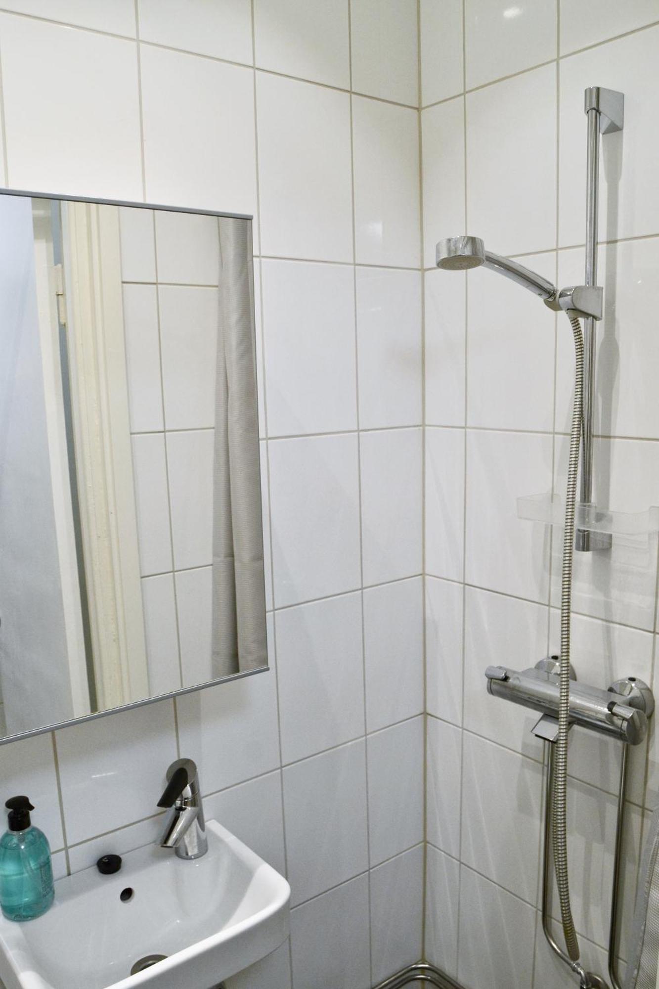 Modern And Bright Studio With Top Location Helsinki Esterno foto
